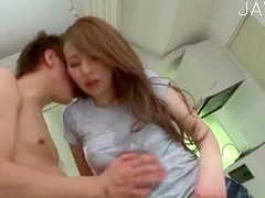 Nippon teen blows stud's bauble in XXX scene to Tokyo's fucking tune